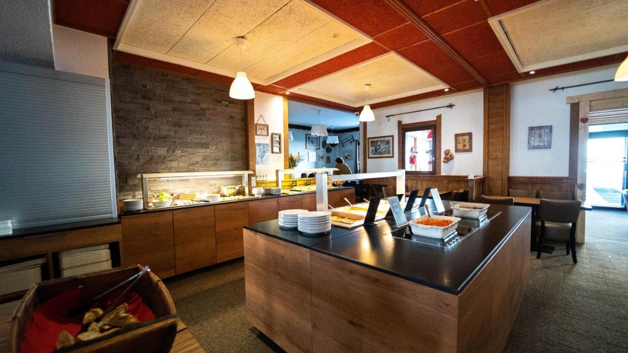 Hotel Club "Les Carrettes" Valmeinier Eksteriør bilde