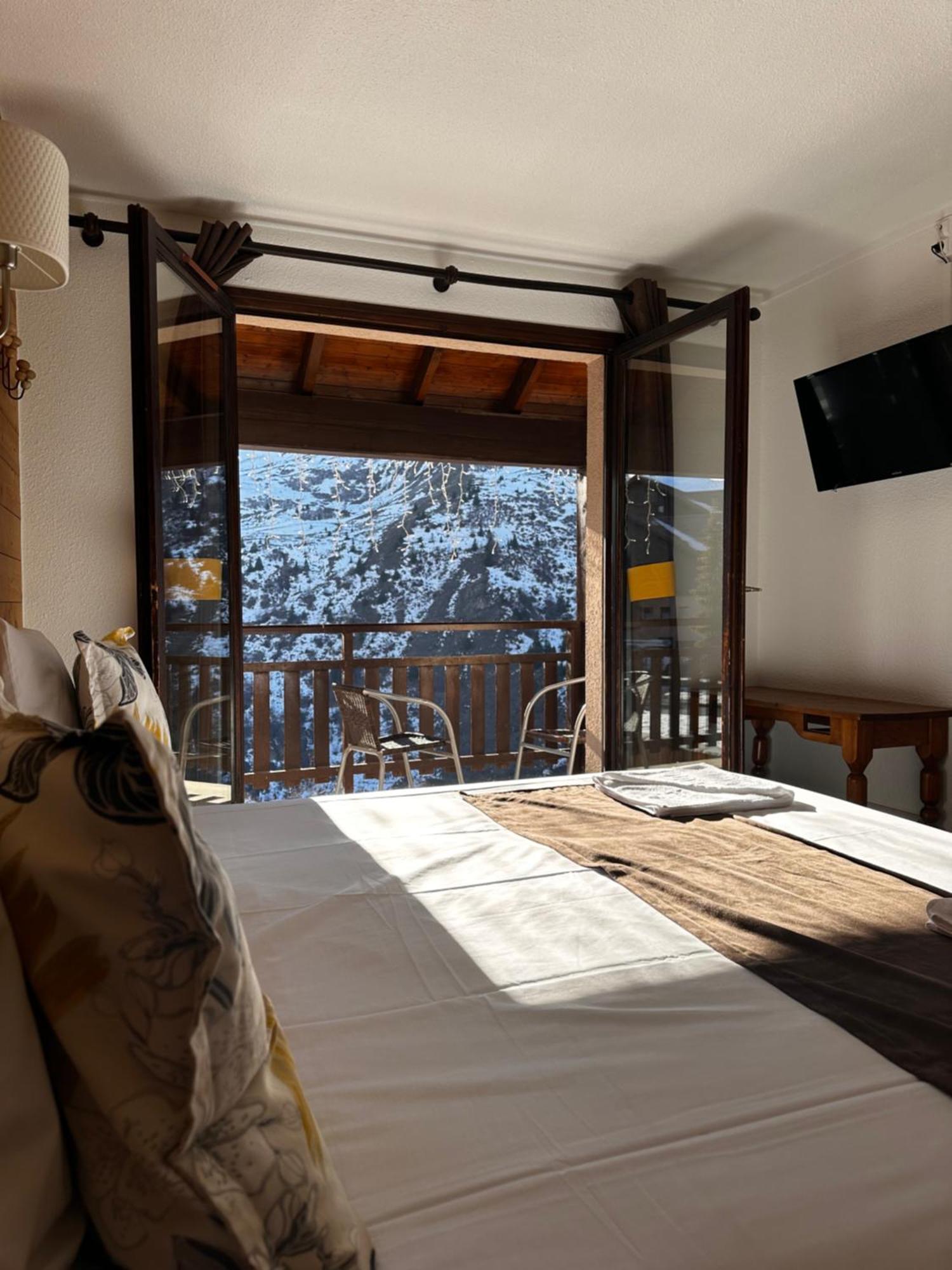 Hotel Club "Les Carrettes" Valmeinier Eksteriør bilde